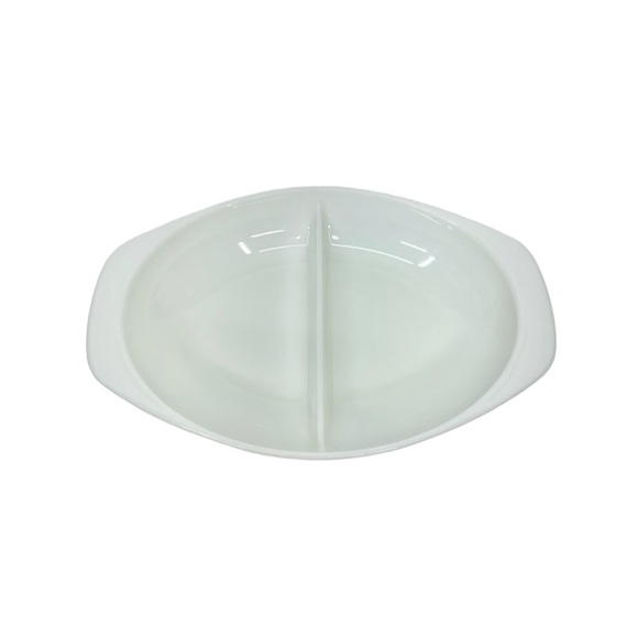 Vintage Pyrex 1.5 Qt Milk Glass Divided Oval Baking Dish #1063 USA 14 - Picture 1 of 15